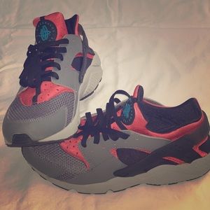 Nike Hurache CL grey 318429-009